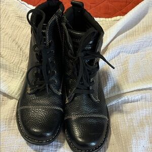 Clarks Black Leather Combat/ Military Boots Zip/lace up w/ plaid. Boho. Festival